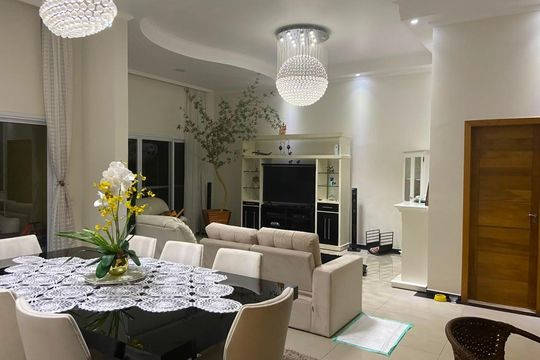 Sala de casa de condomínio à venda com 3 quartos, 420m² em Jardim Peri, São Paulo