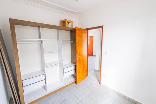 Quarto 2 de apartamento à venda com 2 quartos, 40m² em Copacabana, Belo Horizonte