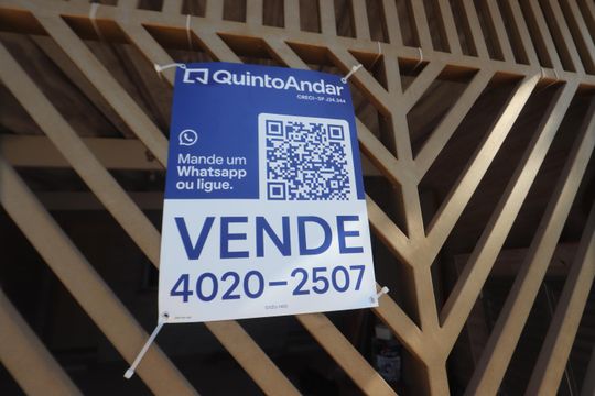 Placa de casa para alugar com 3 quartos, 120m² em Vila Antonieta, São Paulo