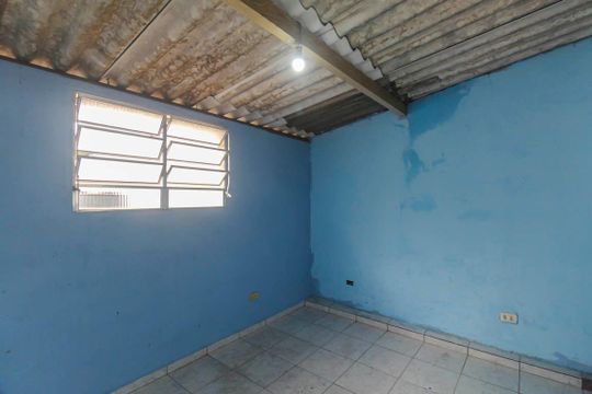Quarto de Serviço de casa para alugar com 3 quartos, 120m² em Vila Antonieta, São Paulo