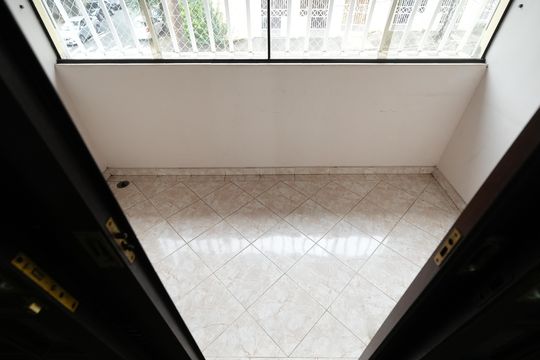 Casa para alugar com 4 quartos, 380m² em Vila Eldizia, Santo André
