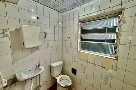 Banheiro  de apartamento para alugar com 1 quarto, 40m² em Vila Ponte Rasa, São Paulo