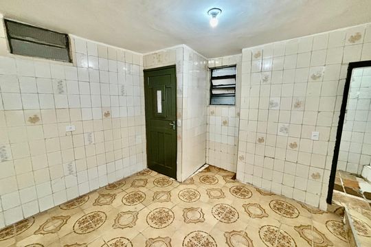 Cozinha  de apartamento para alugar com 1 quarto, 40m² em Vila Ponte Rasa, São Paulo