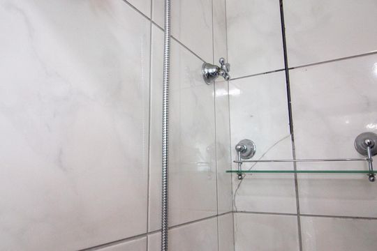 Banheiro da Suíte 2 de apartamento para alugar com 4 quartos, 226m² em Vila Augusta, Sorocaba