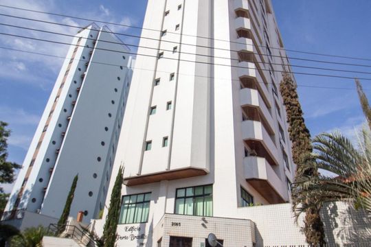Fachada  de apartamento para alugar com 4 quartos, 226m² em Vila Augusta, Sorocaba