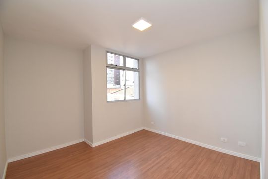 Quarto 2 de apartamento à venda com 3 quartos, 87m² em Bigorrilho, Curitiba