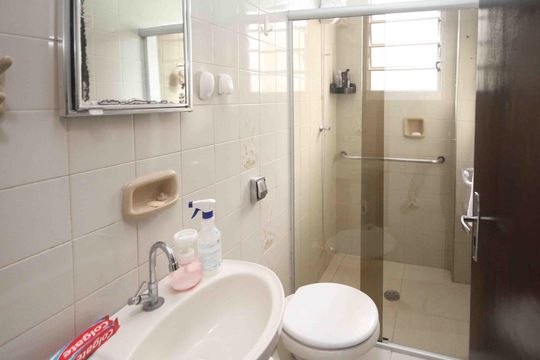 Banheiro social 3 de apartamento para alugar com 2 quartos, 100m² em Jardim Imperador (zona Leste), São Paulo