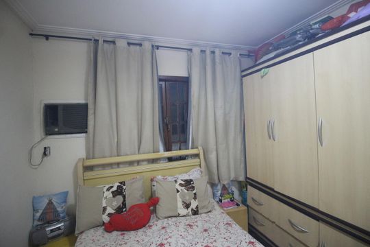 Quarto de casa para alugar com 1 quarto, 55m² em Cabuís, Nilópolis