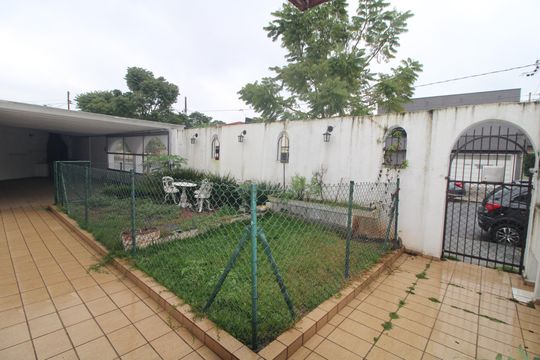 Jardim / frente da casa de casa para alugar com 4 quartos, 200m² em Jardim Ipanema (zona Sul), São Paulo
