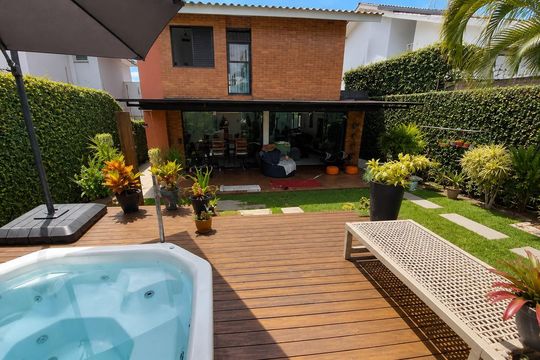 Casa para alugar com 3 quartos, 200m² em Pedra Branca, Palhoça