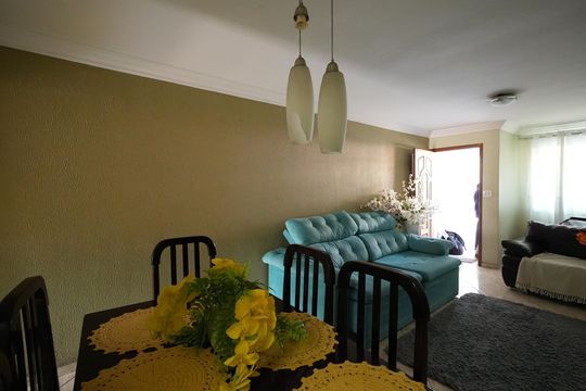 Sala de casa para alugar com 2 quartos, 165m² em Parque das Nações, Santo André