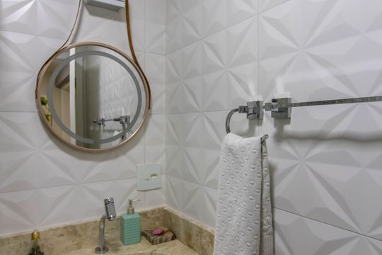 Banheiro de apartamento à venda com 4 quartos, 208m² em Vila Galvão, Guarulhos