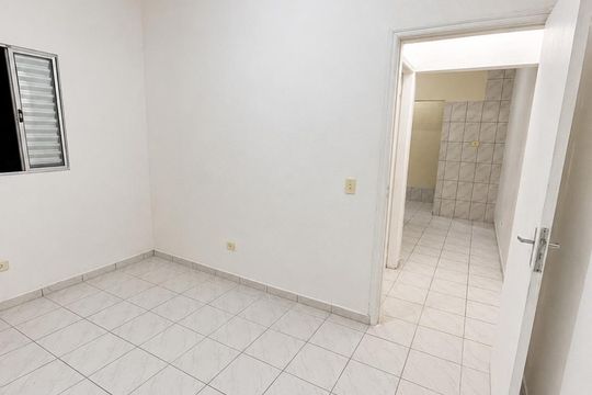 Sala de casa para alugar com 1 quarto, 50m² em Jardim Barbacena, Cotia