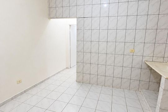 Casa para alugar com 1 quarto, 50m² em Jardim Barbacena, Cotia