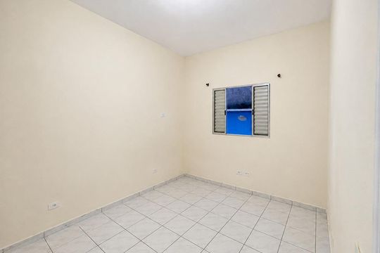 Quarto de casa para alugar com 1 quarto, 50m² em Jardim Barbacena, Cotia