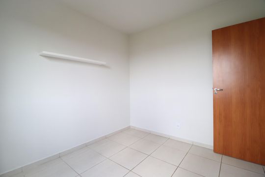 Quarto 1 de apartamento para alugar com 2 quartos, 58m² em Jardim Inconfidência, Uberlândia