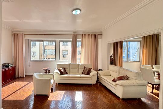 Apartamento à venda com 3 quartos, 125m² em Copacabana, Rio de Janeiro