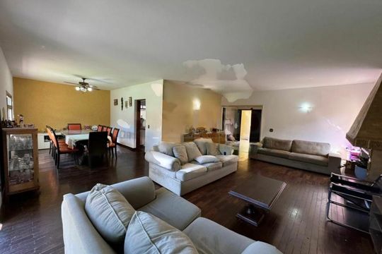 Casa à venda com 3 quartos, 275m² em Jardim Santa Helena, São Paulo