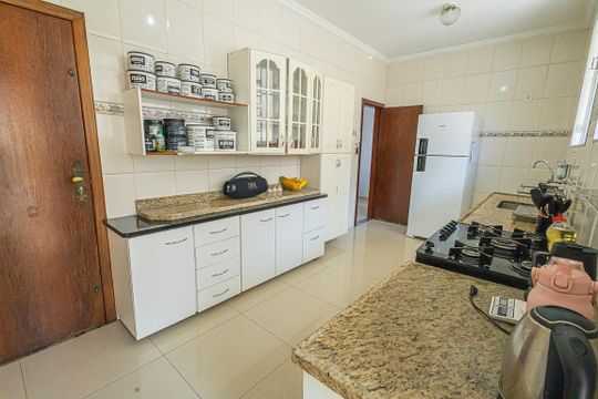 cozinha de apartamento à venda com 3 quartos, 90m² em Castelo, Belo Horizonte
