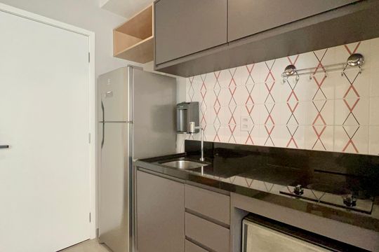 Cozinha de kitnet/studio para alugar com 1 quarto, 33m² em Pinheiros, São Paulo