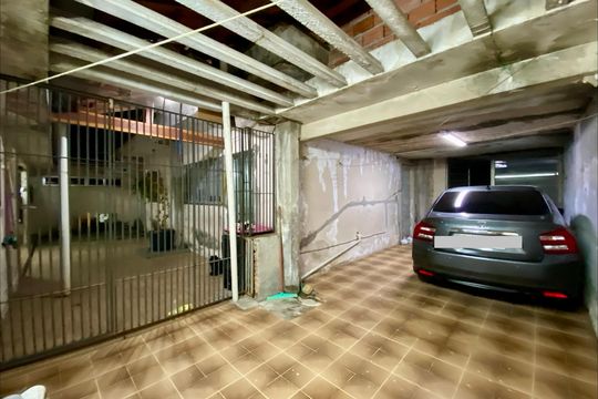 Garagem - Casa 1 de casa à venda com 5 quartos, 295m² em Jardim Santa Mena, Guarulhos