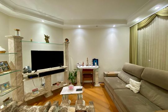 Casa à venda com 5 quartos, 295m² em Jardim Santa Mena, Guarulhos