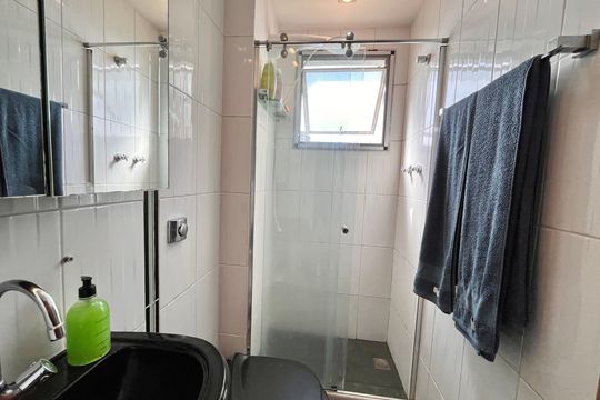 Banheiro social  de apartamento à venda com 2 quartos, 94m² em Botafogo, Rio de Janeiro