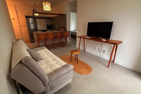 Sala de apartamento para alugar com 2 quartos, 60m² em Alto Ribeirão Leste, Florianópolis