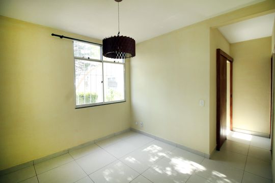 Apartamento à venda com 2 quartos, 50m² em Irajá, Rio de Janeiro