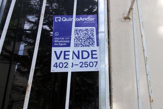 Placa de apartamento à venda com 2 quartos, 50m² em Irajá, Rio de Janeiro