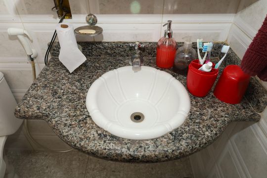 Banheiro 3 - Lavabo de casa para alugar com 2 quartos, 208m² em Cidade Nitro Operária, São Paulo
