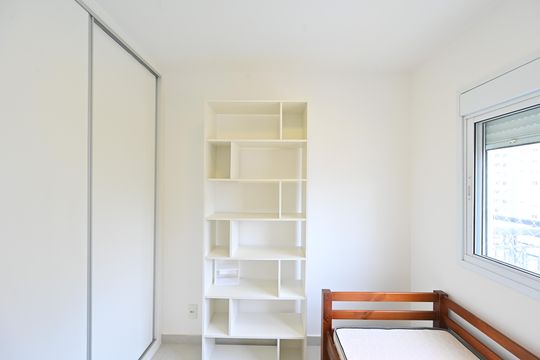 Quarto  de apartamento para alugar com 2 quartos, 76m² em Mirandópolis, São Paulo