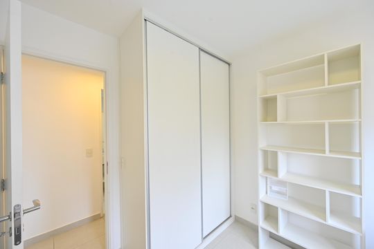 Quarto 2 de apartamento para alugar com 2 quartos, 76m² em Mirandópolis, São Paulo