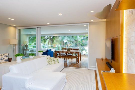 Apartamento à venda com 3 quartos, 180m² em Campo Belo, São Paulo