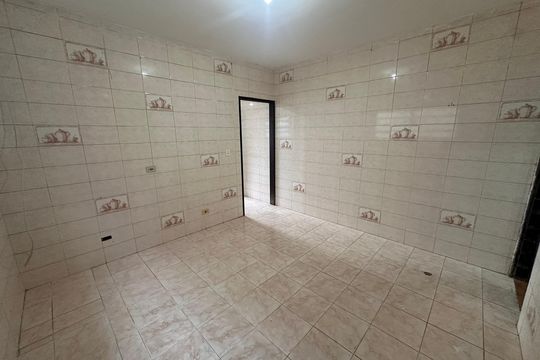 Sala de casa para alugar com 2 quartos, 75m² em Vila Santa Lucia, São Paulo