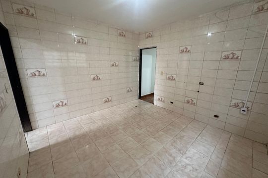 Sala de casa para alugar com 2 quartos, 75m² em Vila Santa Lucia, São Paulo
