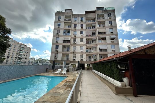 Área comum de apartamento para alugar com 2 quartos, 61m² em Praça Seca, Rio de Janeiro