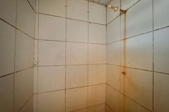 Banheiro de casa para alugar com 1 quarto, 60m² em Vargem Grande, Rio de Janeiro