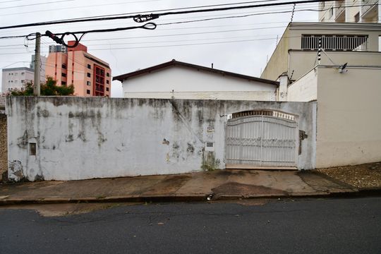 Fachada de casa à venda com 3 quartos, 162m² em Jardim Proença, Campinas