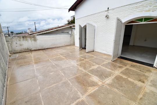 Quintal de casa à venda com 3 quartos, 162m² em Jardim Proença, Campinas