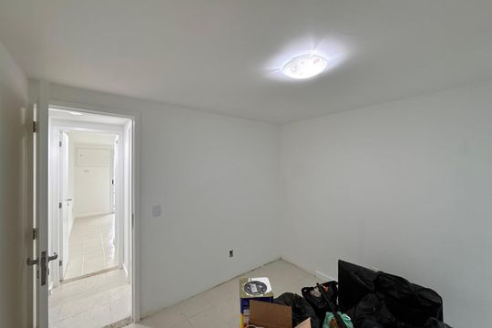 Quarto de apartamento para alugar com 2 quartos, 86m² em Recreio dos Bandeirantes, Rio de Janeiro