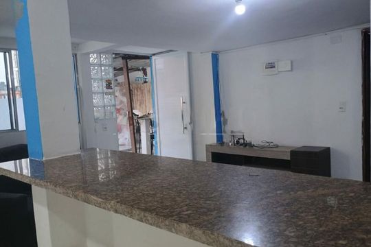 Casa à venda com 3 quartos, 95m² em Jardim Iporanga, São Paulo