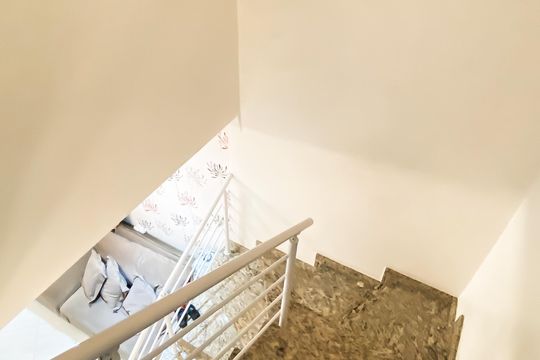 Escada  de casa de condomínio à venda com 2 quartos, 74m² em Jardim Popular, São Paulo