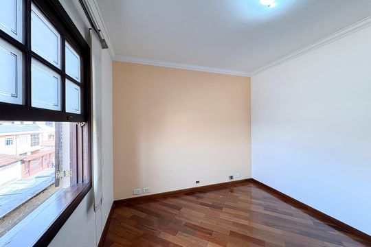  Suíte 1  de casa à venda com 3 quartos, 181m² em Jardim Sao Ricardo, São Paulo