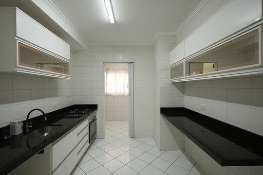 Cozinha de apartamento à venda com 3 quartos, 84m² em Vila Valparaíso, Santo André