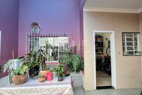 Casa à venda com 3 quartos, 150m² em Chácara Monte Alegre, São Paulo