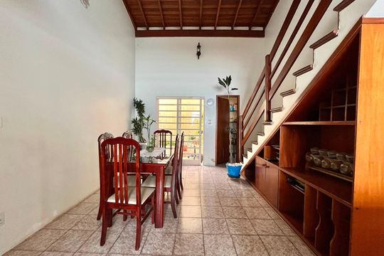Sala de Jantar de casa à venda com 4 quartos, 217m² em Parque da Figueira, Campinas