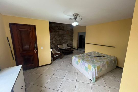Quarto de kitnet/studio para alugar com 1 quarto, 44m² em Rio do Ouro, São Gonçalo