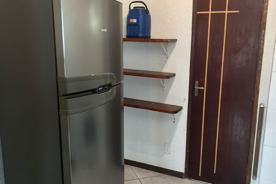 Cozinha de kitnet/studio para alugar com 1 quarto, 44m² em Rio do Ouro, São Gonçalo