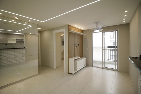 Sala de apartamento à venda com 2 quartos, 55m² em Anil, Rio de Janeiro